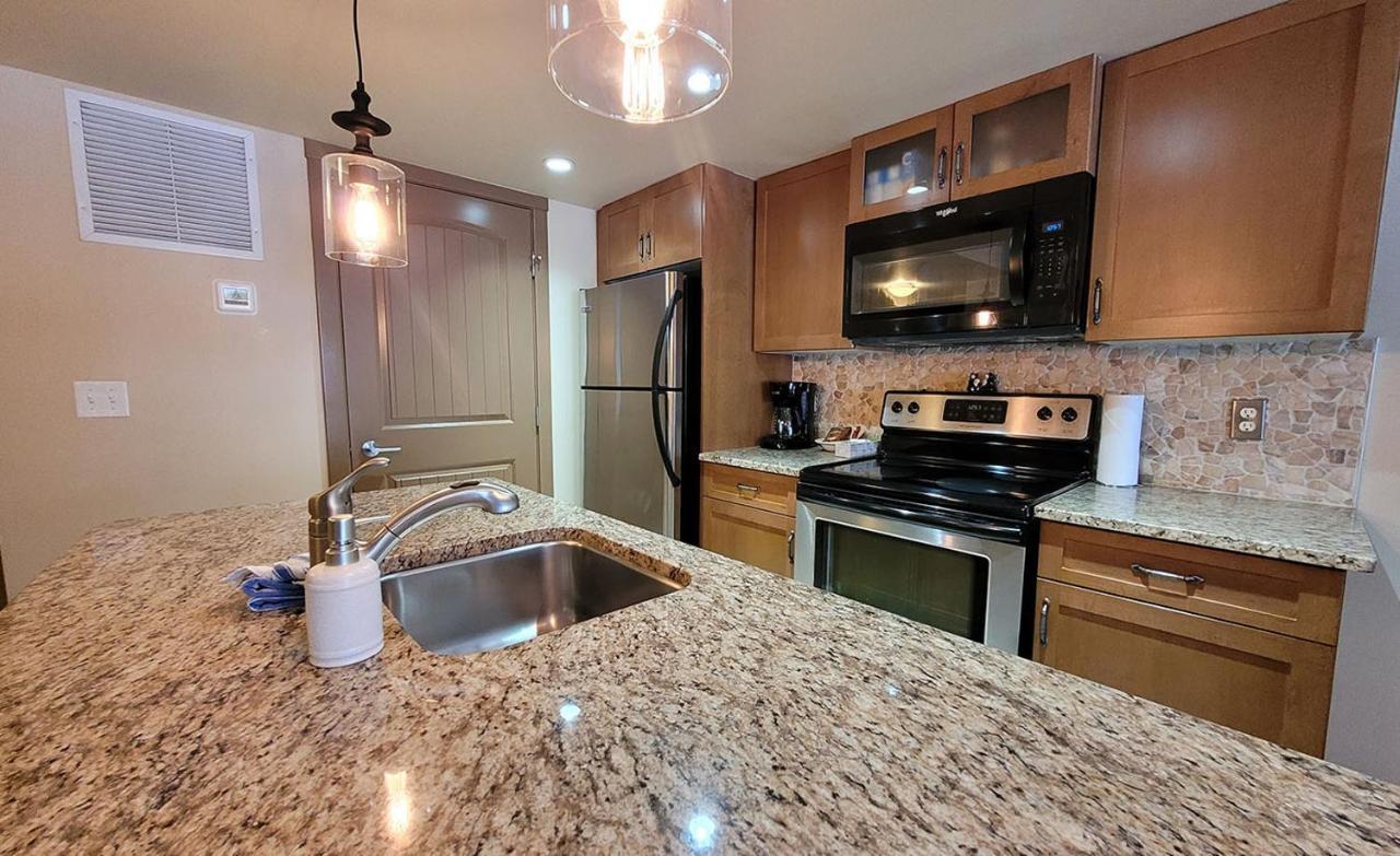 Copperstone Resort Dead Mans Flats Bagian luar foto